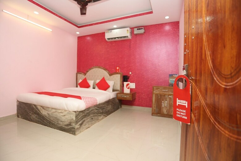Hotel Oyo 18597 Satyam