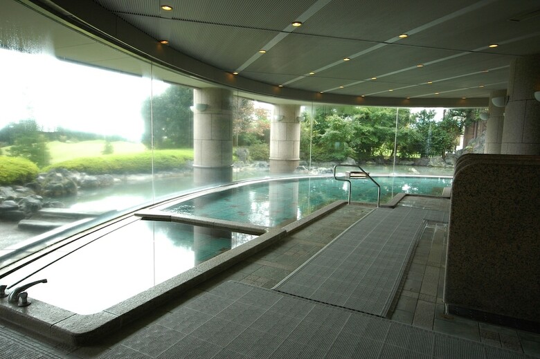 Sunhills Hotel