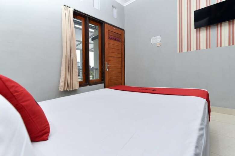 Hotel Reddoorz Near Teuku Umar Barat