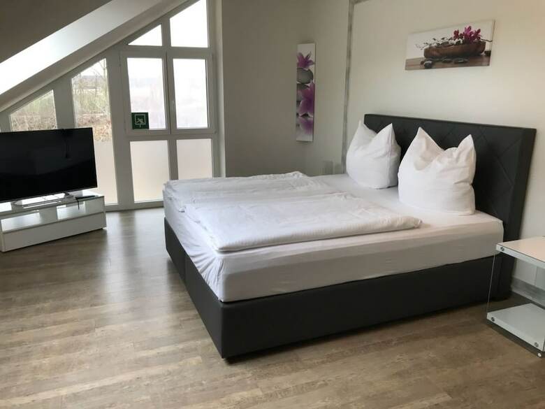 Hotel Pension & Restaurant Zur Wertachau
