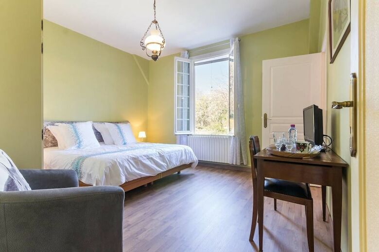 Hotel Le Clos Des Forges