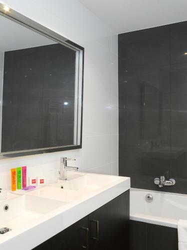 Thon Residence Eu Aparthotel