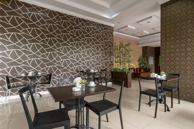 Oyo 741 Hotel Labuhan Raya
