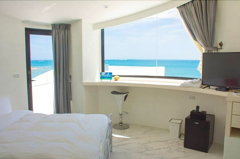 Bed & Breakfast Beach Front Villa