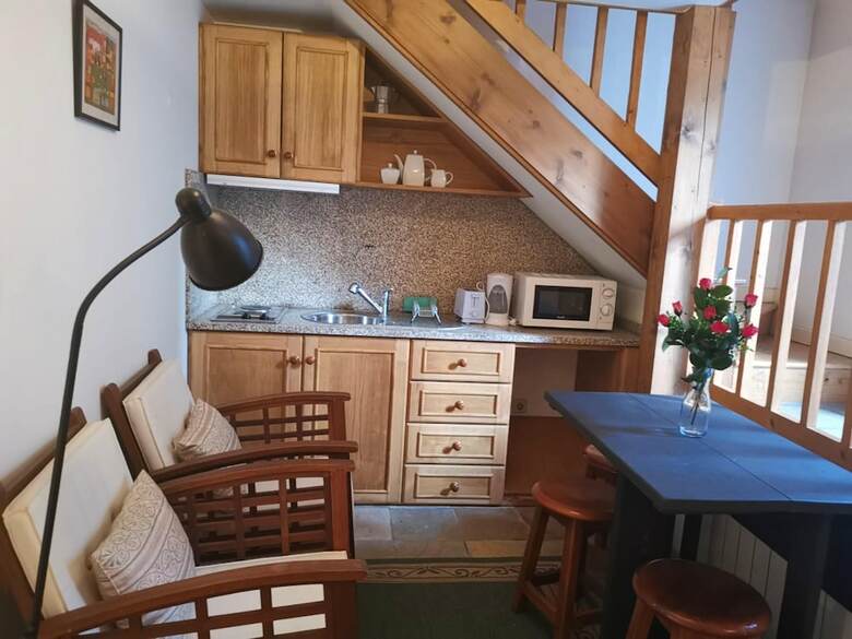 Apartment With One Bedroom In Valpedre, With Shared Pool And Terrace