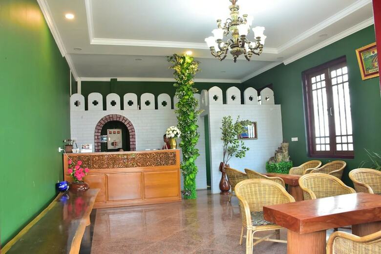 Hotel Mico Hill Resort