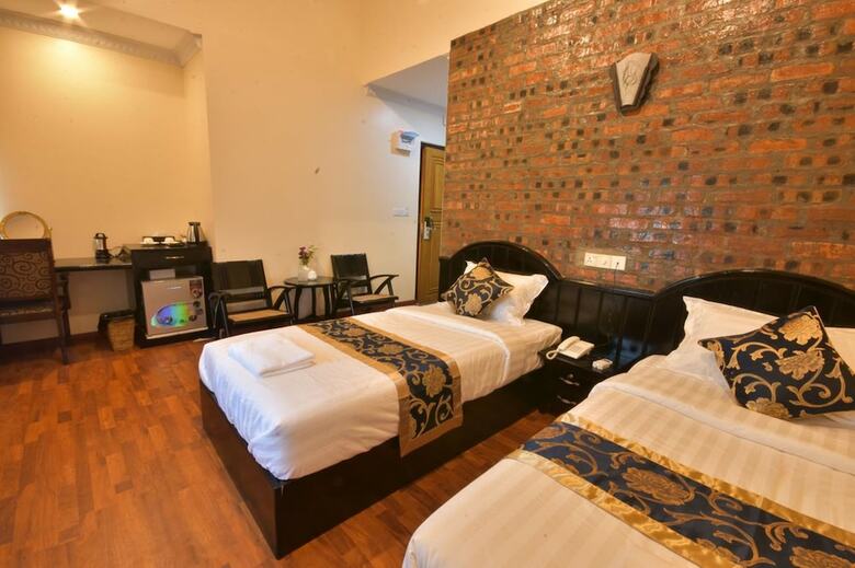Hotel Mico Hill Resort