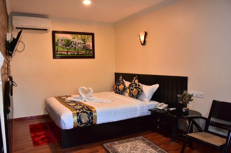 Hotel Mico Hill Resort