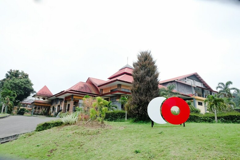 Capital O 892 Grand Pujon View Hotel And Resort