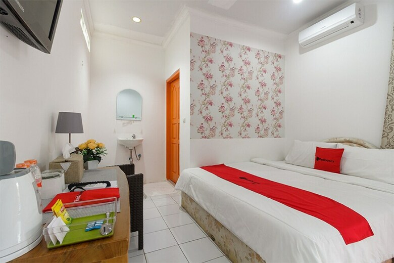 Hotel Reddoorz Syariah Near Exit Toll Puncak
