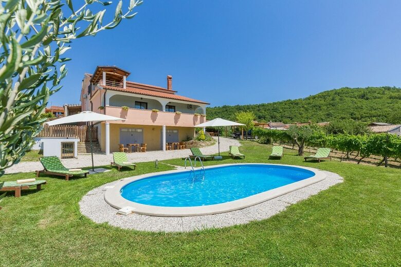 Holiday Home Brajdice