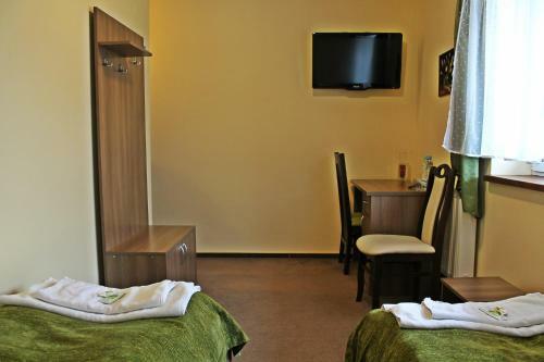 Motel Pod Strzech?