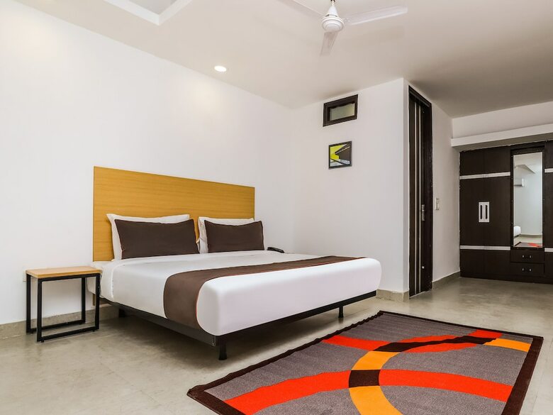 Hotel Collection O 30101 Red Coral Hassanpur