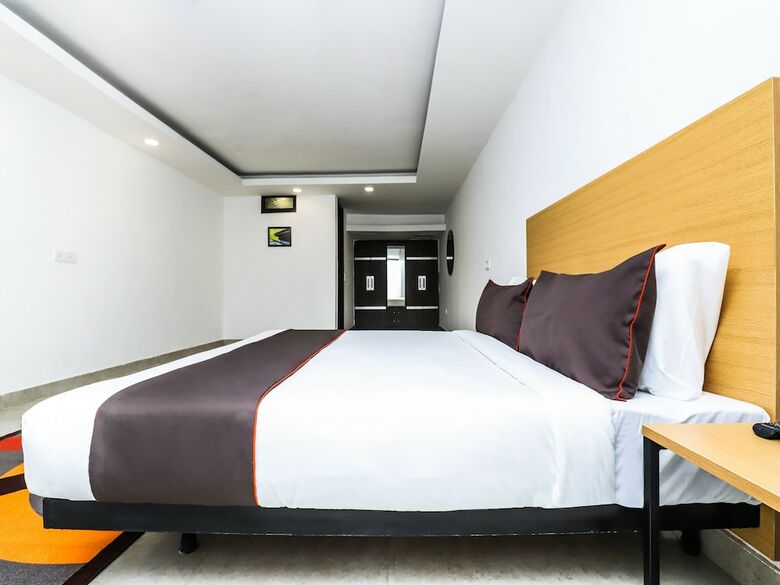Hotel Collection O 30101 Red Coral Hassanpur