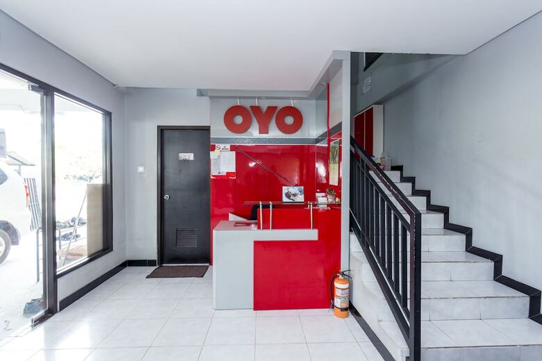 Hostal Oyo 834 Alletha Guest House 1
