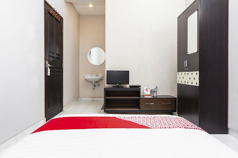 Hostal Oyo 758 Rumah Leting Homestay