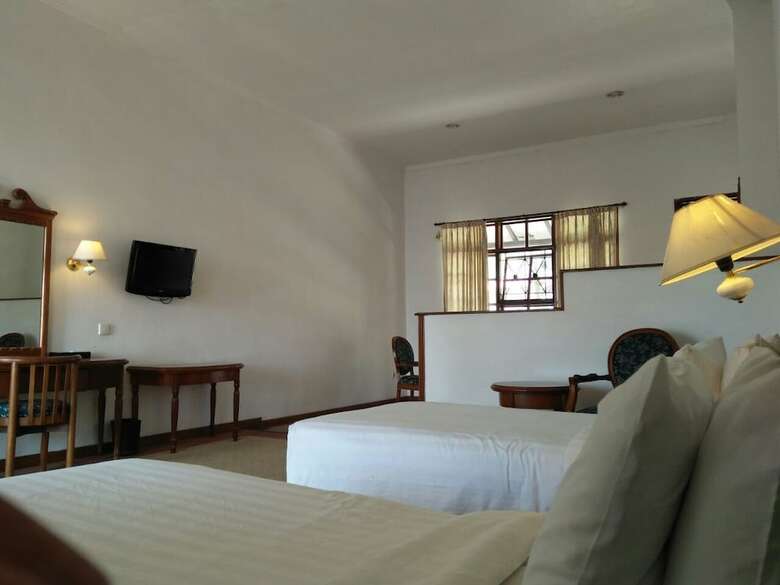 Hotel Sinabung Hills Berastagi