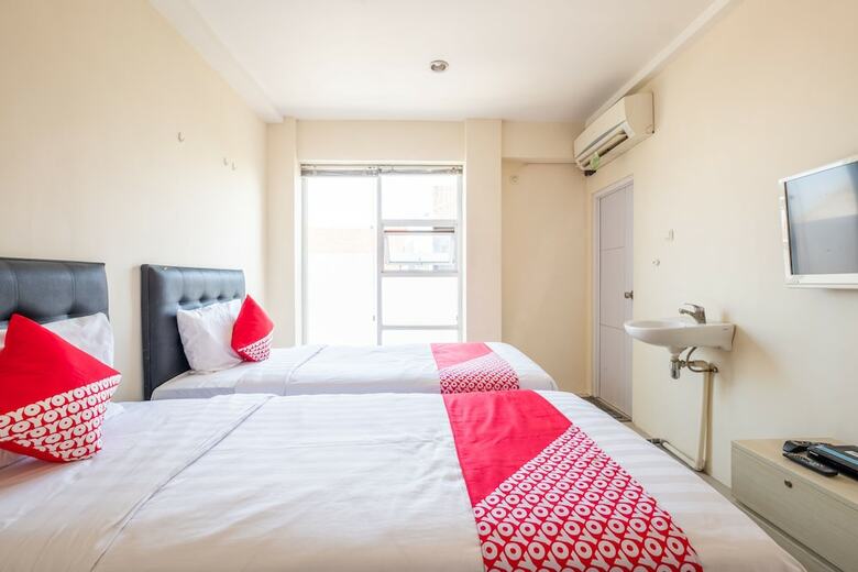 Hotel Oyo 935 Bongo Residence