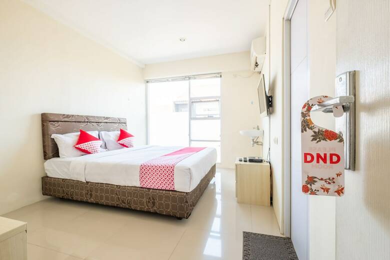 Hotel Oyo 935 Bongo Residence