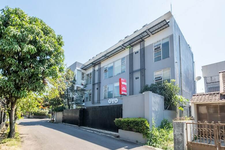 Hotel Oyo 935 Bongo Residence