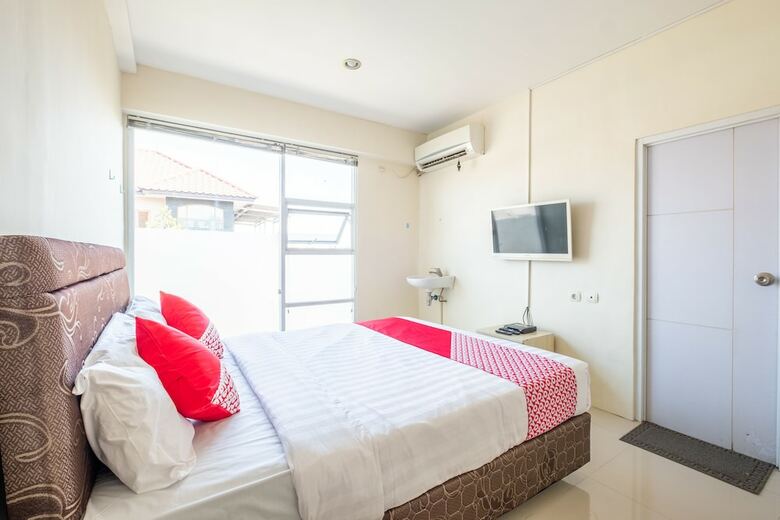 Hotel Oyo 935 Bongo Residence
