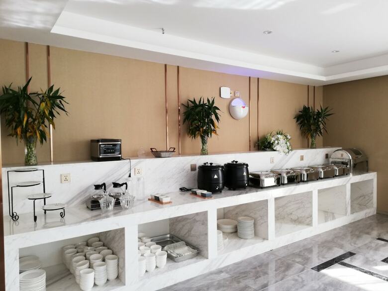 Xian Runjia Hotel