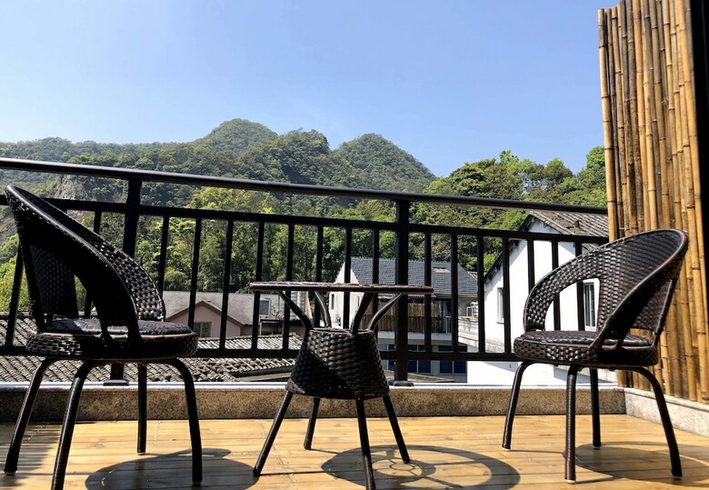 Bed & Breakfast Seem Mountain Hotel Yan Dang
