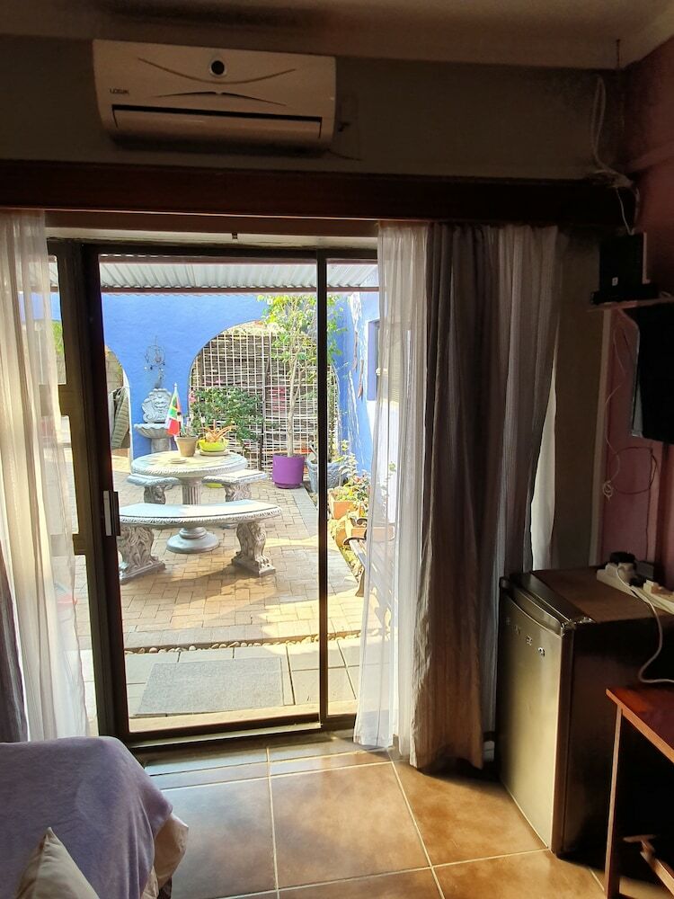 Hotel 51 On Church Guesthouse