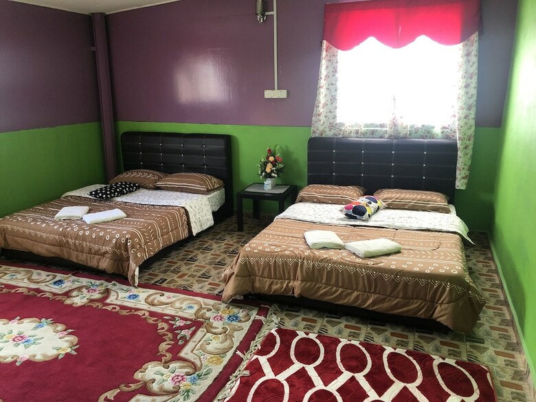 Hostal Gm Home & Roomstay Tok Bali - Hostel