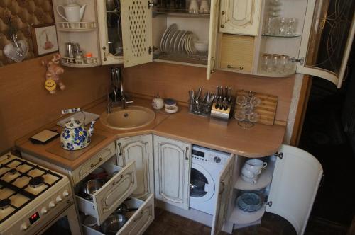 Hostal Guest House On Liteyny 43
