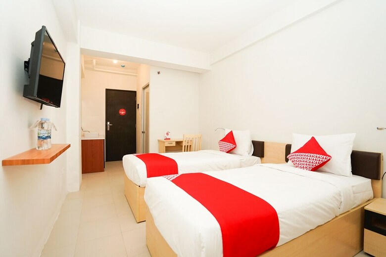 Hotel Oyo Flagship 910 Menara Rungkut Surabaya