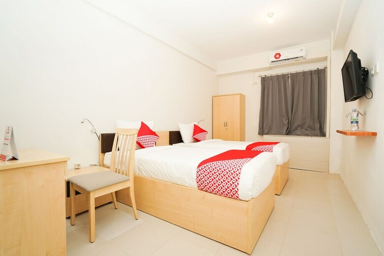 Hotel Oyo Flagship 910 Menara Rungkut Surabaya