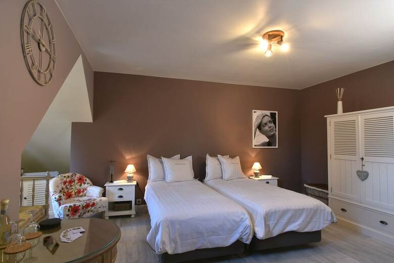 Bed & Breakfast Charming Escape