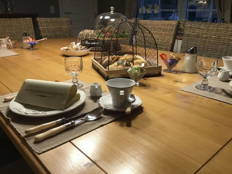 Bed & Breakfast Charming Escape