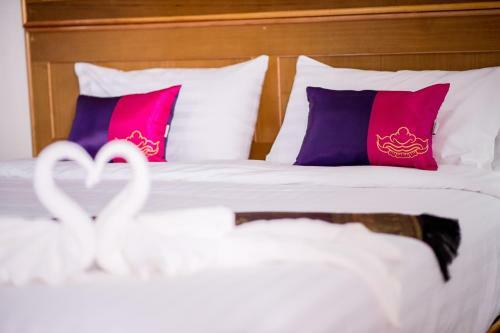 Thatphanom View Hotel