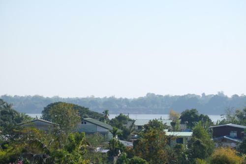 Thatphanom View Hotel