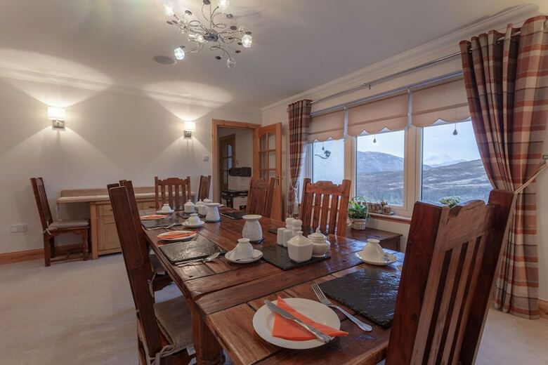 Bed & Breakfast Sgritheal View