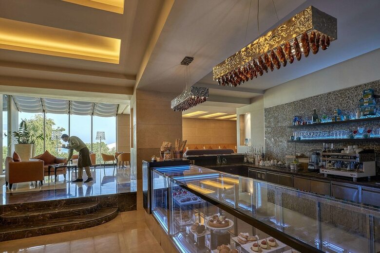 Safir Fintas Kuwait Hotel