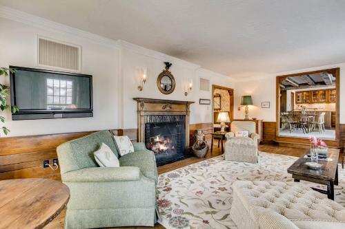 County Road Home 1761