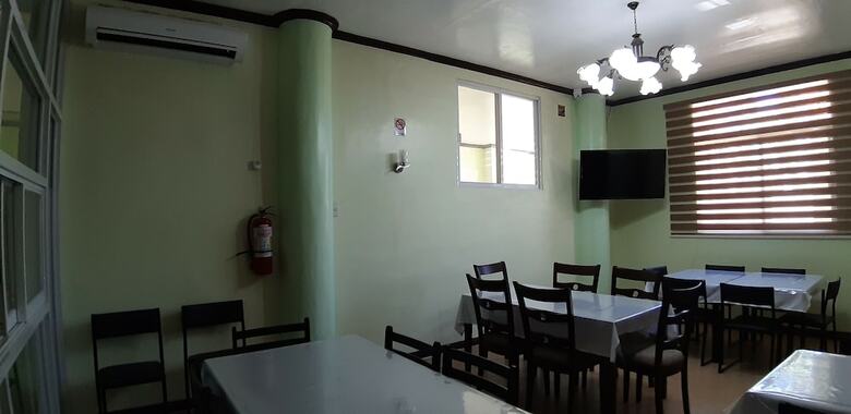 Jones Place Hotel