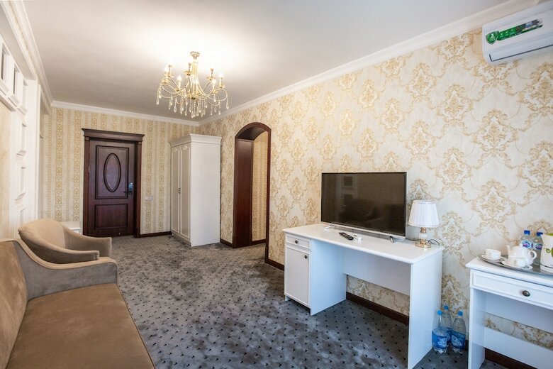 Orzu Hotel
