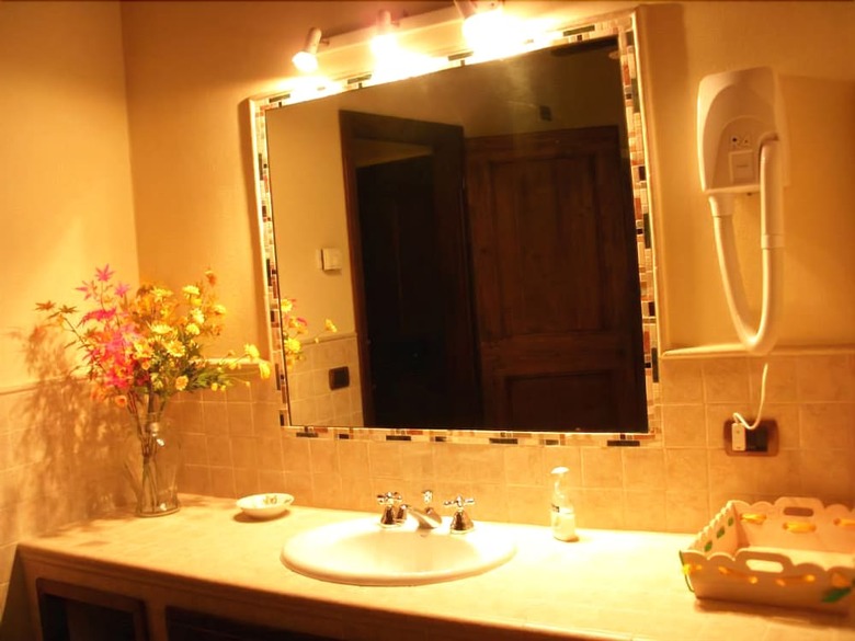 C� Del Bocca Apartments