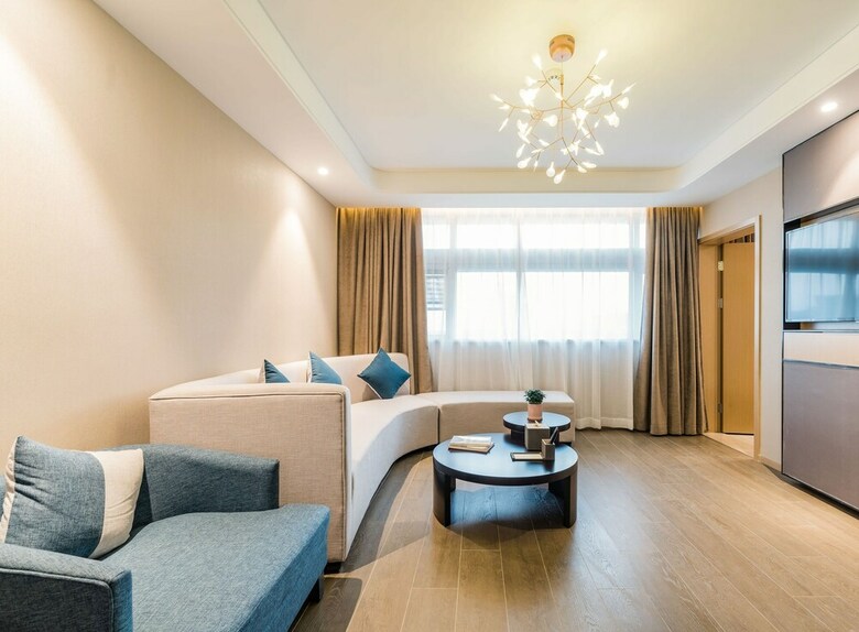 Atour Hotel South Lake Jiaxing