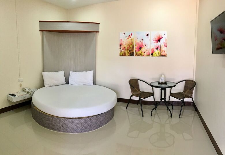 Sweet Hug Hotel