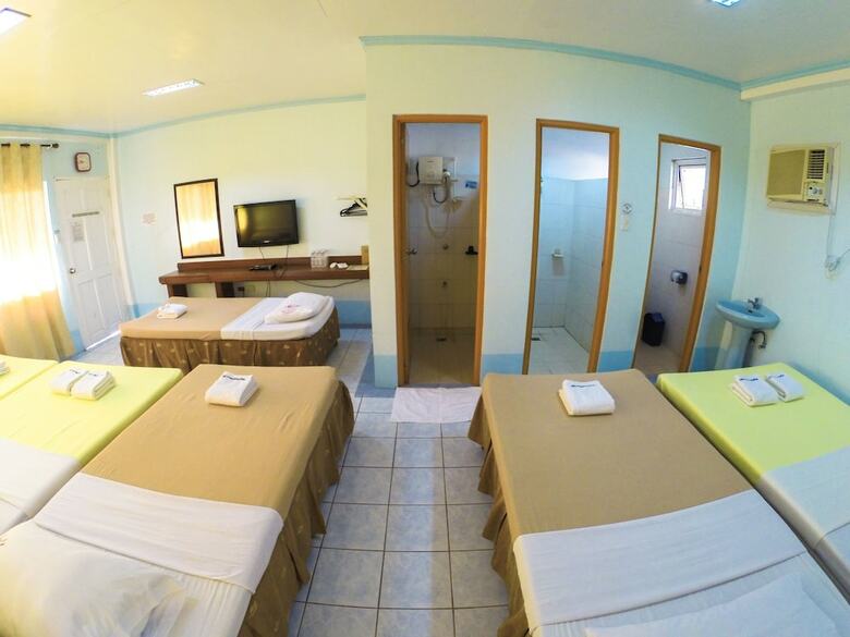 Hotel Pangil Beach Resort