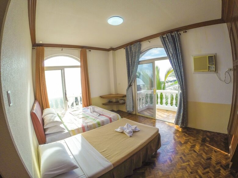 Hotel Pangil Beach Resort