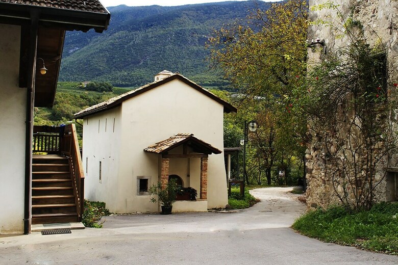 Casa Vacanze In Tipico Maso Della Val Di Non