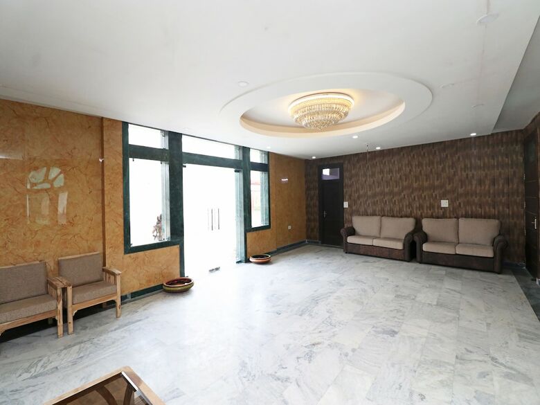 Hotel Capital O 30857 The Kd Resort