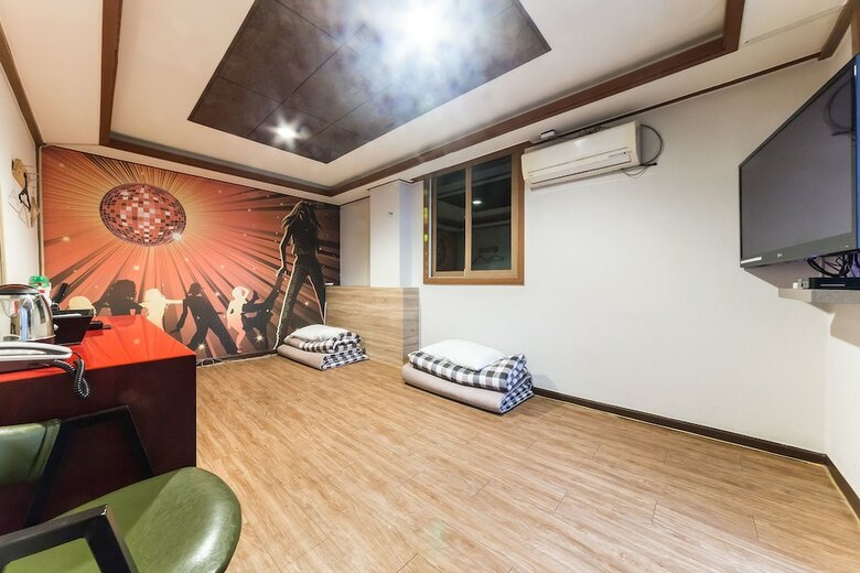 Hotel Pocheon Royal