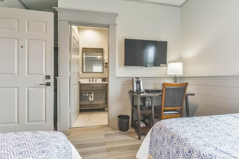 Bed & Breakfast Harborwalk Lodge